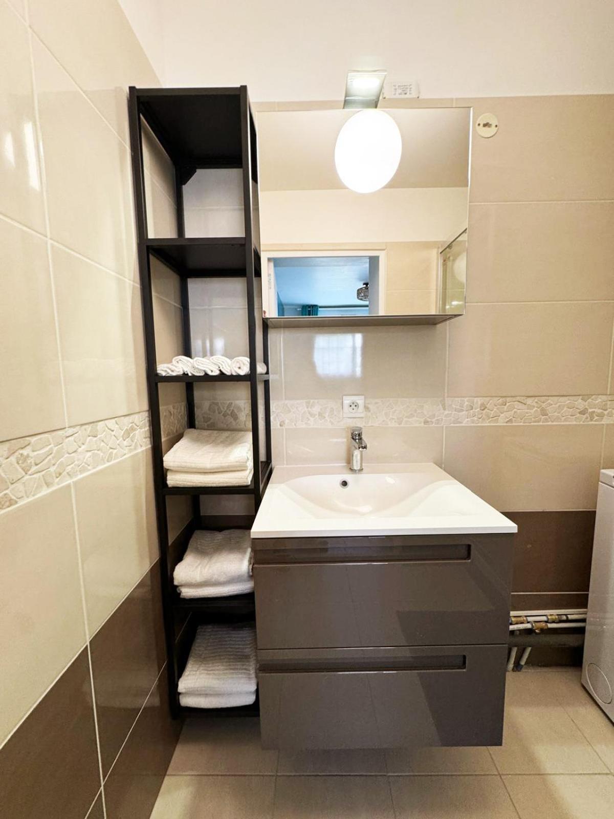 Appartement Magnolia 40M2, Parking Et Wifi Gratuit Montévrain Exterior photo